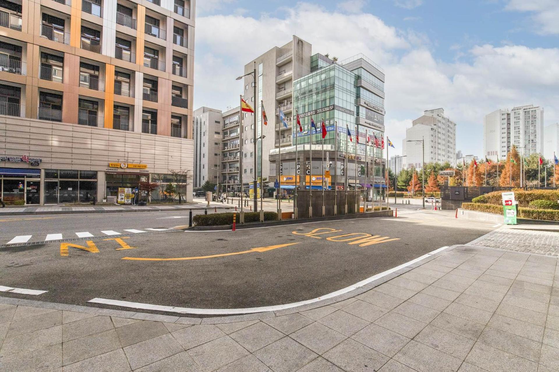 Hotel Elora Suwon Exterior photo